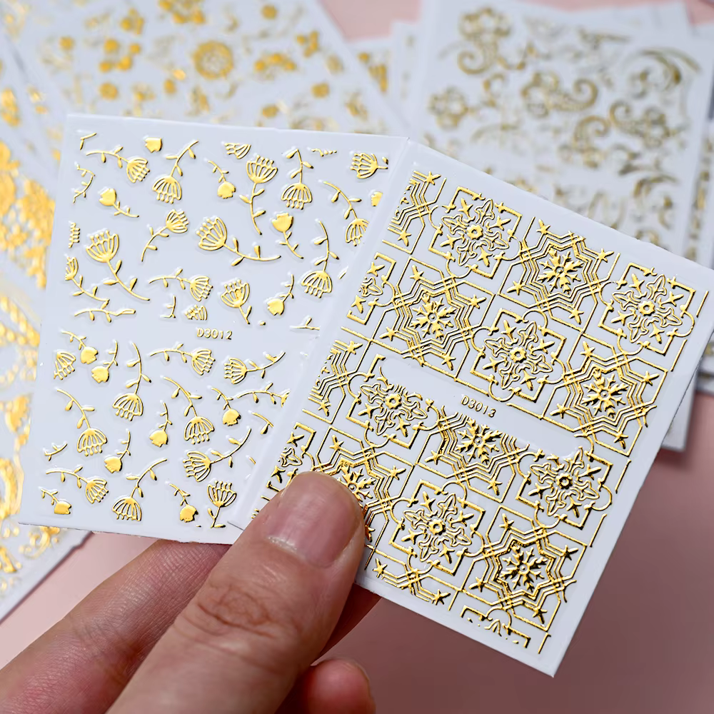 30 feuilles or fleurs métalliques vigne Nail Art décalcomanies 3D dentelle fleur autocollant pour on