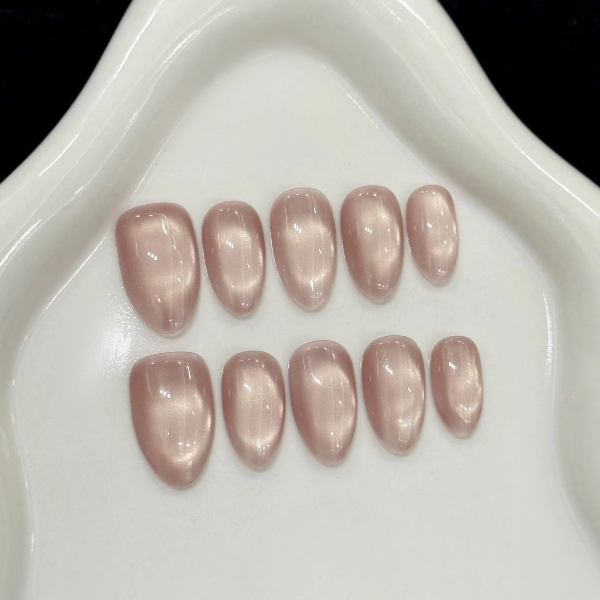 10 pièces presse à la main sur les ongles couleur unie perles de verre brillant oeil de chat faux on