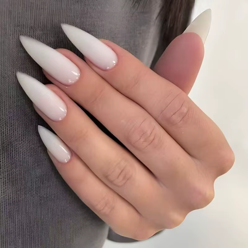 24 faux ongles longs pointus style patch - Faux ongles minimalistes de couleur unie, dégradé blanc c