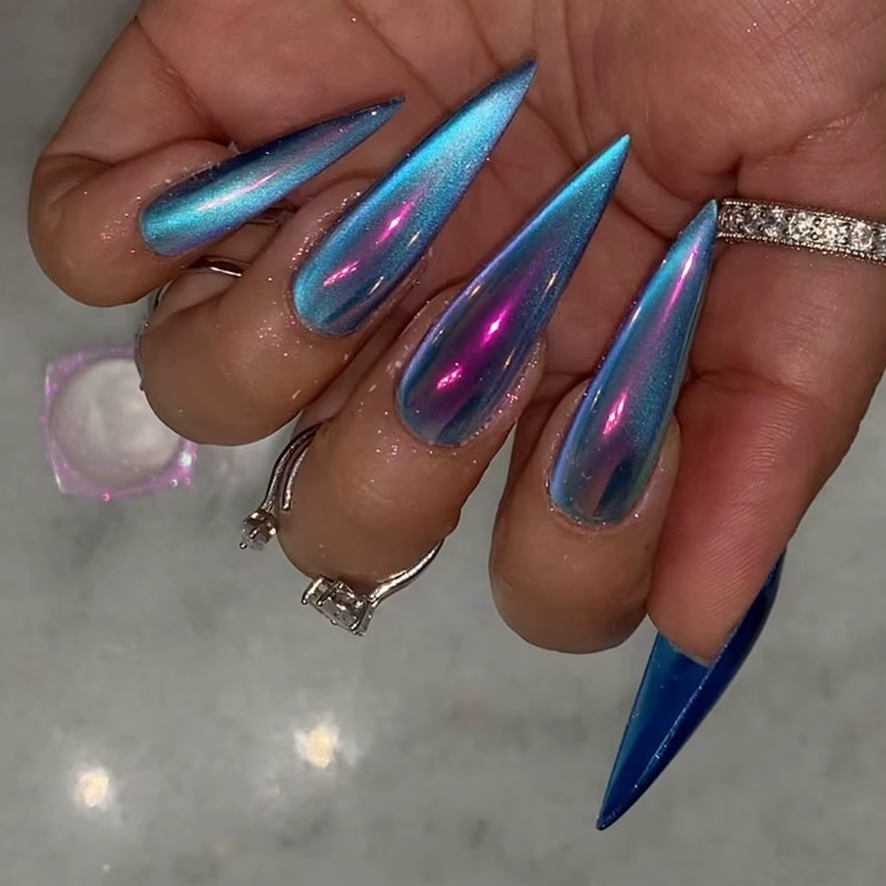 24 pièces faux ongles œil de chat bleu portable longs faux ongles aiguilles Simple presse sur Nail A