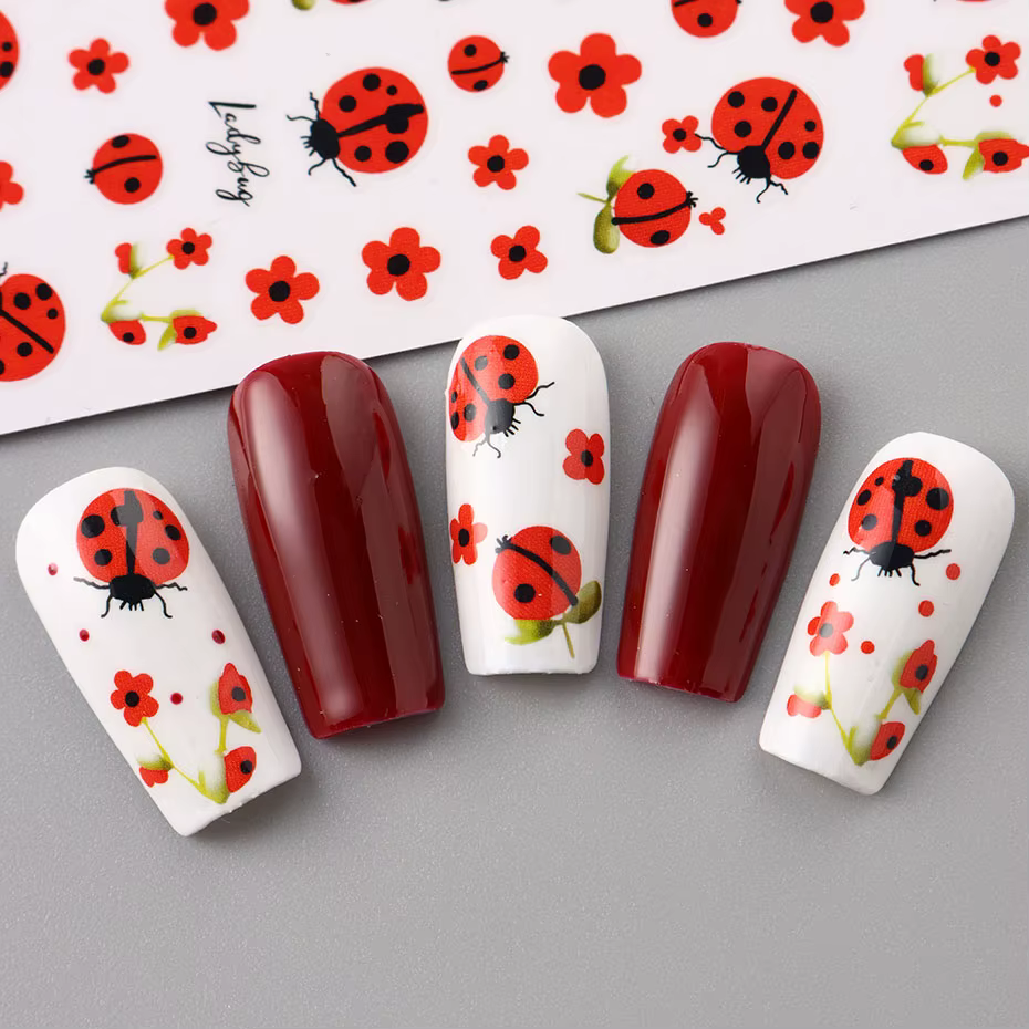Autocollants pour ongles coccinelle de dessin animé 3D, 2 pièces, pétales rouges d'insecte mignons, 