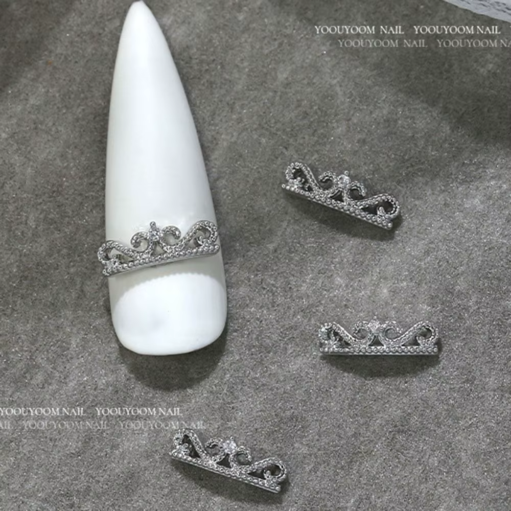 Bijoux de manucure 3D en argent de haute qualité, nœud papillon en métal et cristal, strass en allia