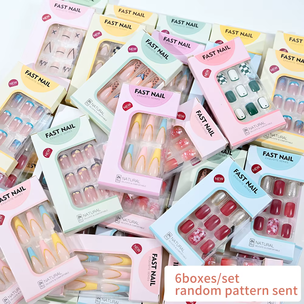 6 boîtes/ensemble court carré faux ongles amour design presse sur ongles Style mixte motif aléatoire