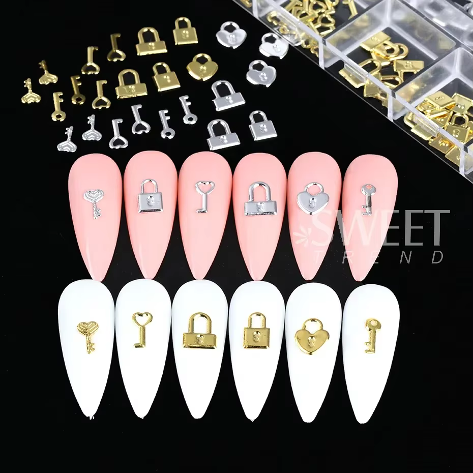 Clé de verrouillage en métal or argent, 12 grilles, pièces de décoration d'ongles, breloques en form