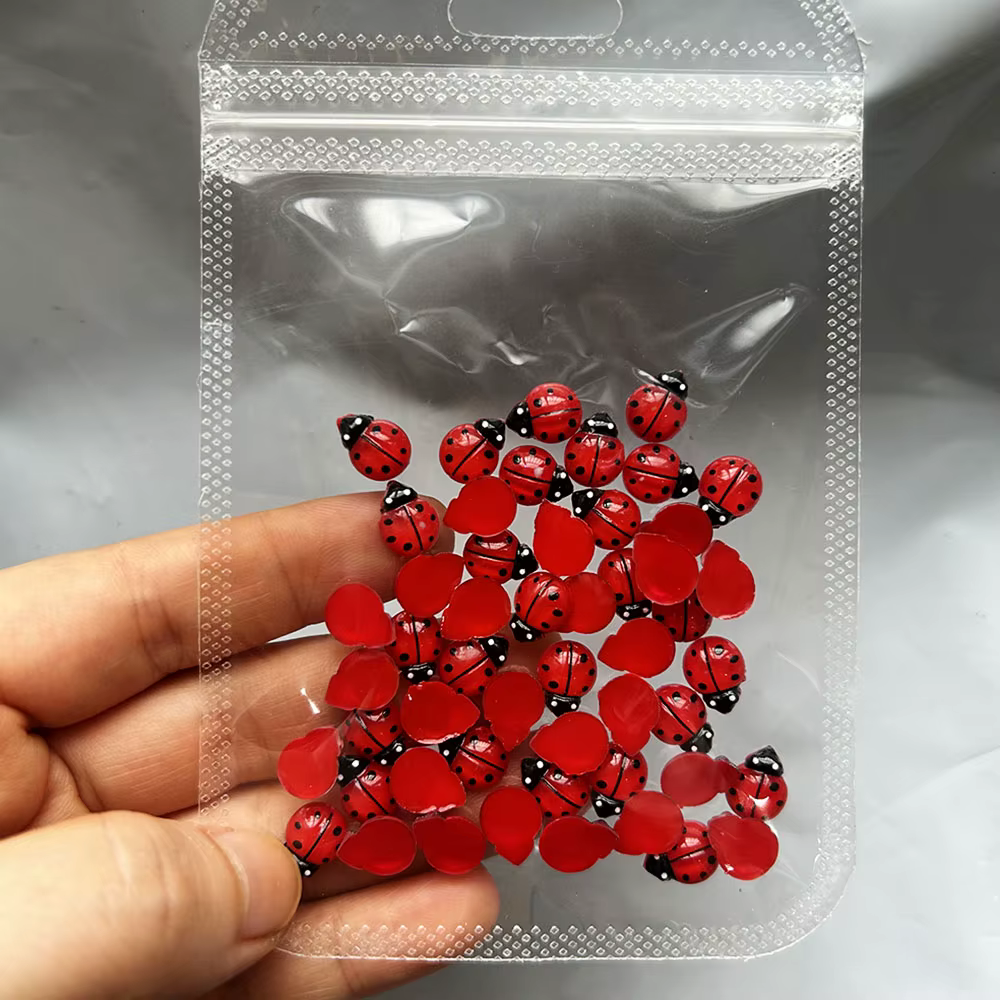 50pcs 3D mignon coccinelle rouge Nail Art gemmes résine Flatback printemps insecte Nail Art charmes