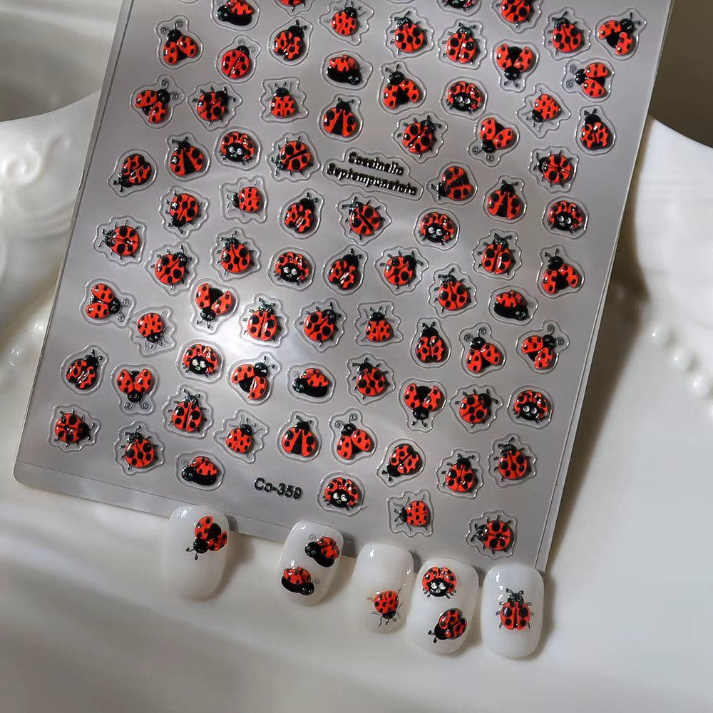 Coccinellidae Nail Art autocollants 5D en relief auto-adhésif décalcomanies mélange conception insec