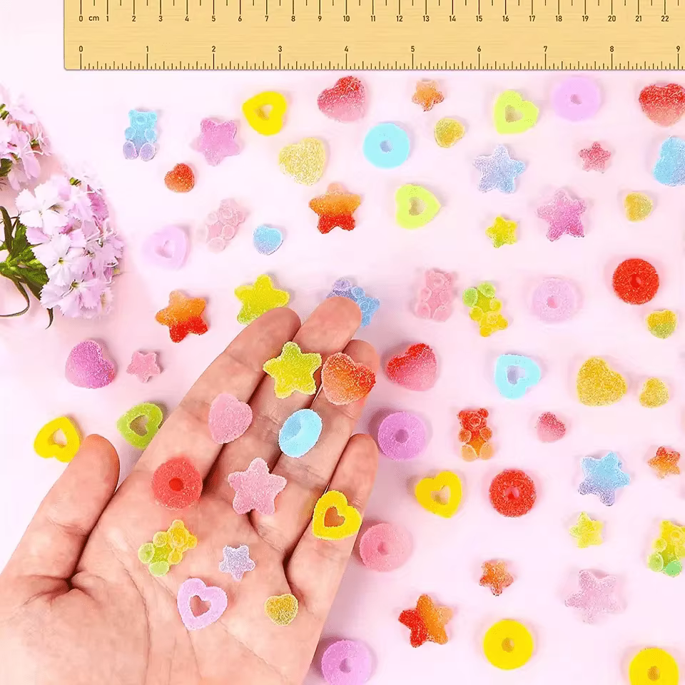 Assortiment de 50 breloques de bonbons, perles à dos plat en résine de sucre gelée douce pour l'arti