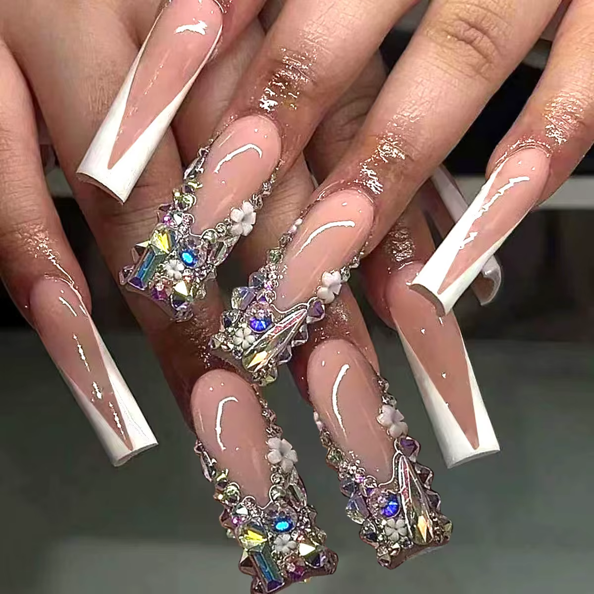 24 pièces blanc frontière française portable cercueil couleur diamant faux ongles conseils fleur con