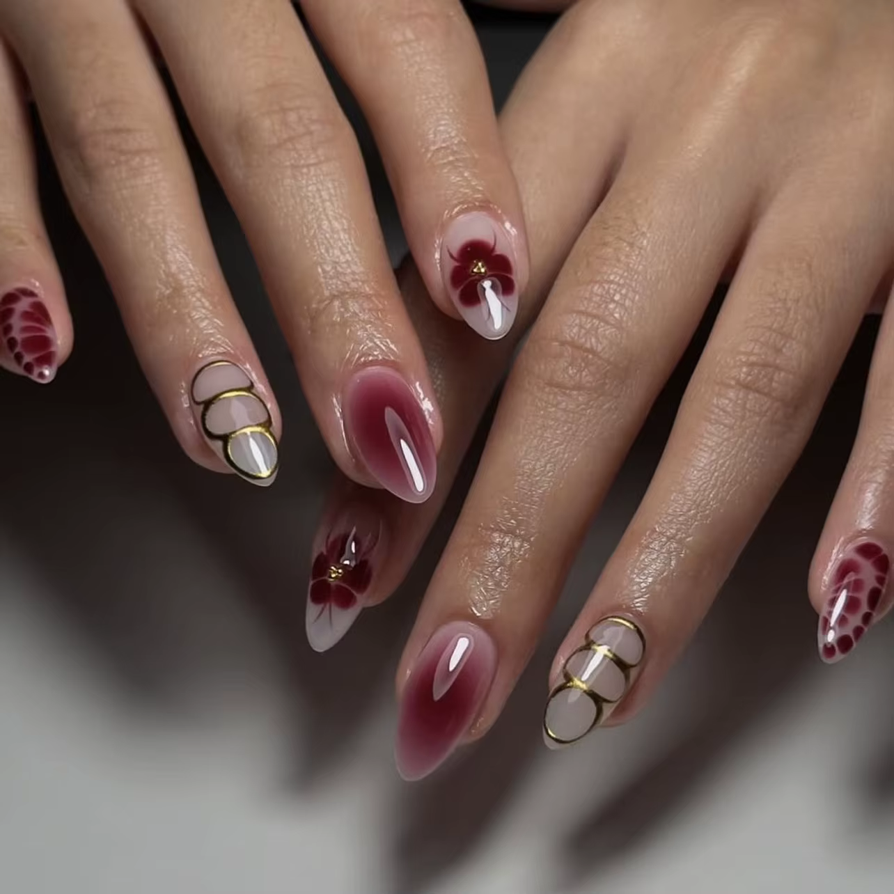 24 pièces rétro amande presse sur ongles marron marbre fissures fleur de glace imprimé faux ongles e