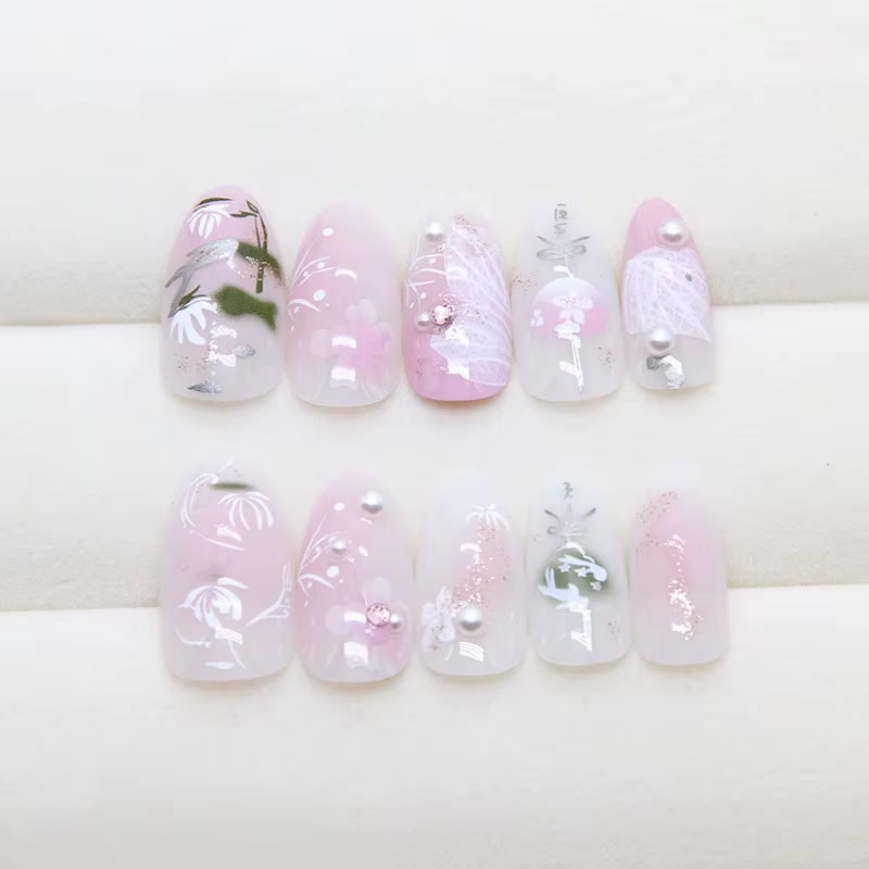 24 pièces douce amande faux ongles conseils peint à la main fleur perle motif Blush rose presse sur
