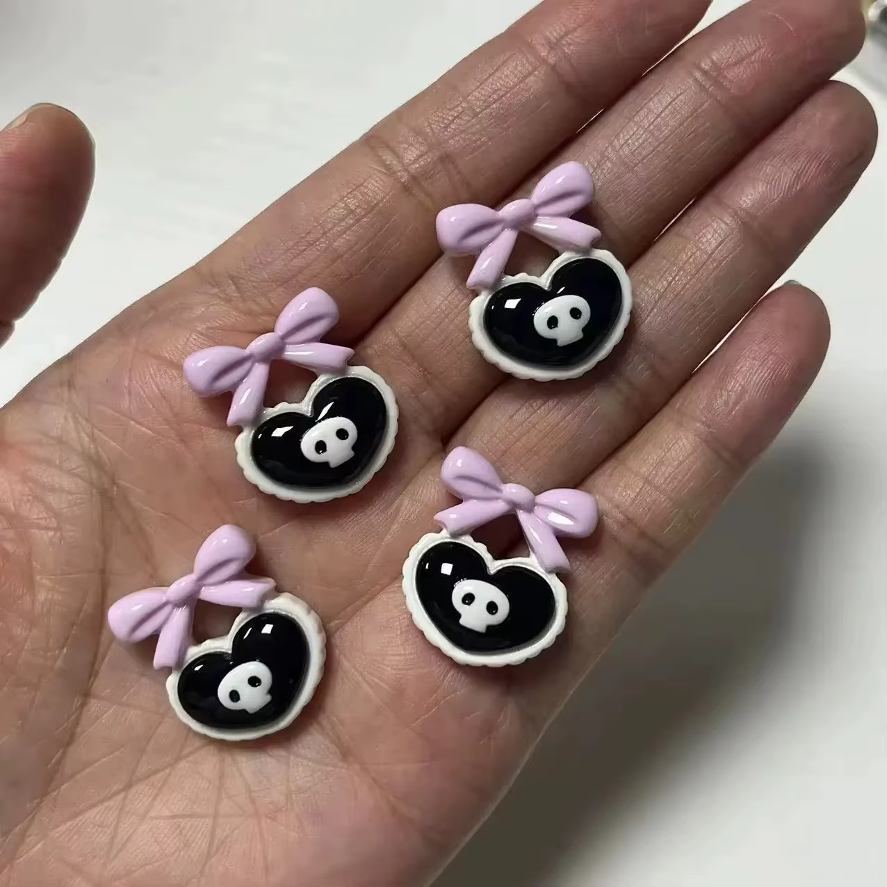 Breloques décoratives en résine faites à la main pour nail art, accessoires pour vêtements de cheveu