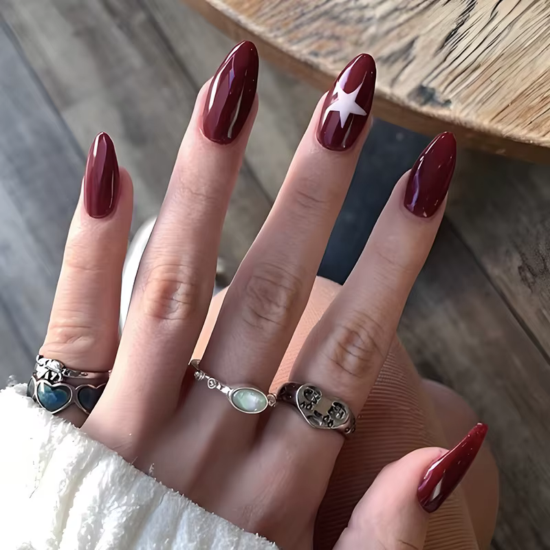 24 pièces amande presse sur ongles Y2K étoile diamant conceptions pour filles Cool couleur nue faux 
