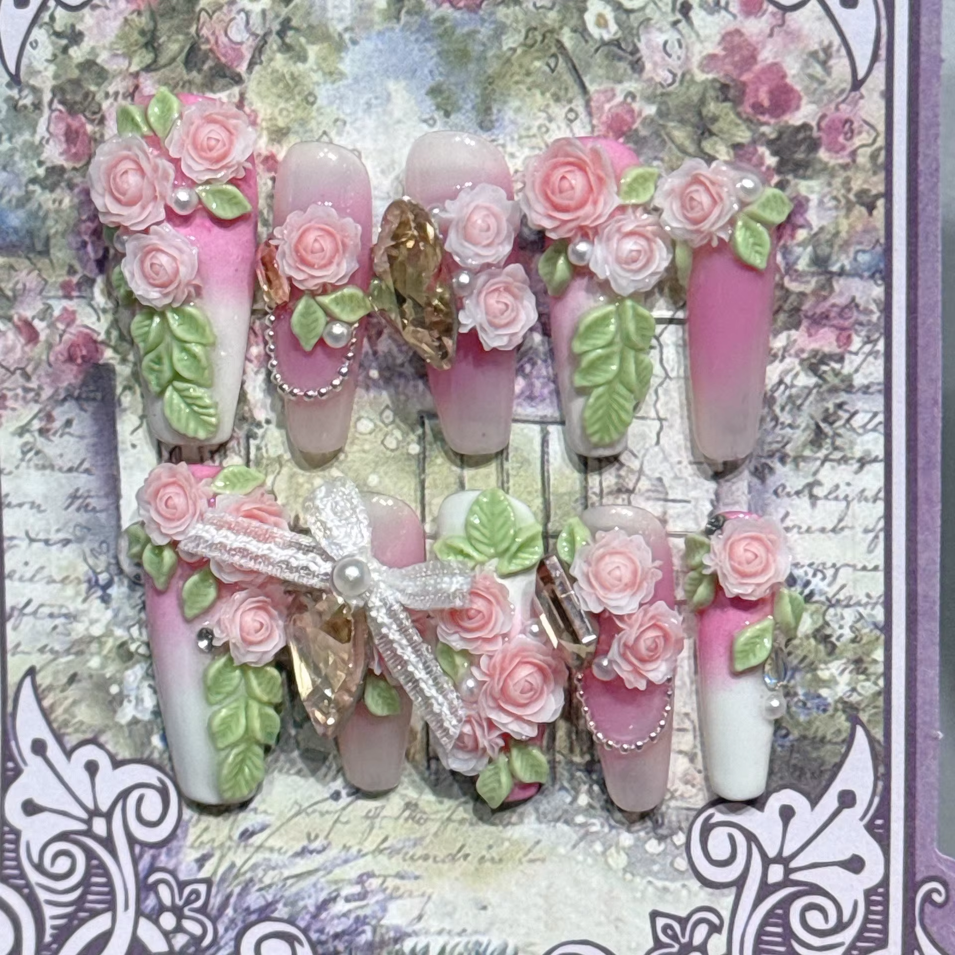 Romantique Floral 3D presse sur ongles à la main Roses feuilles perles arcs mariée mariage Nail Art