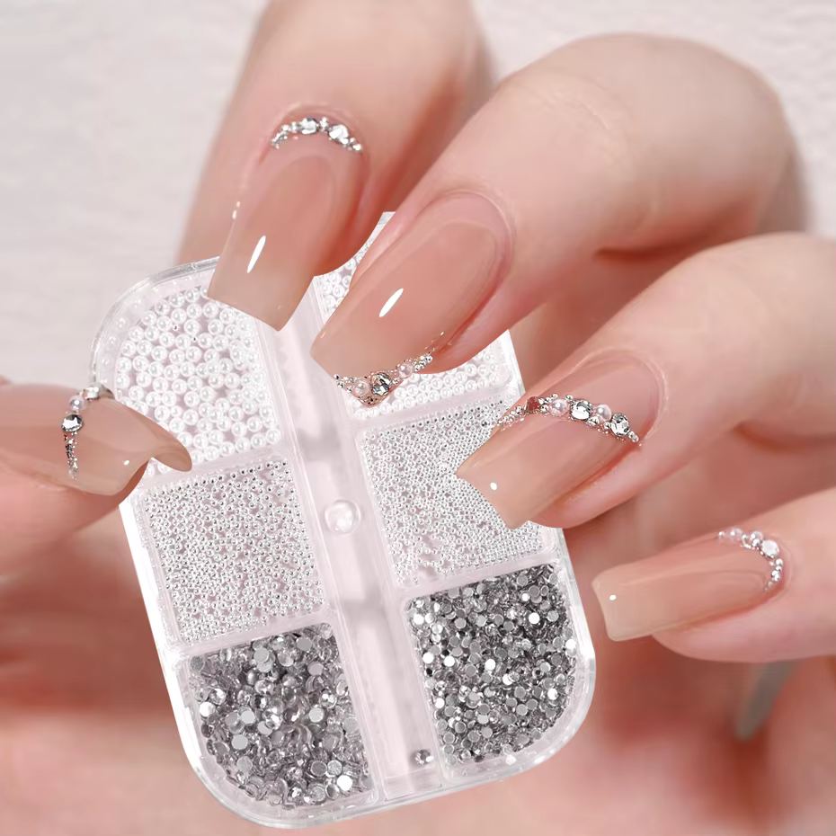 Strass 3D pour Nail Art, 6 grilles, perles rondes blanches, décoration d'ongles, breloques en acier,