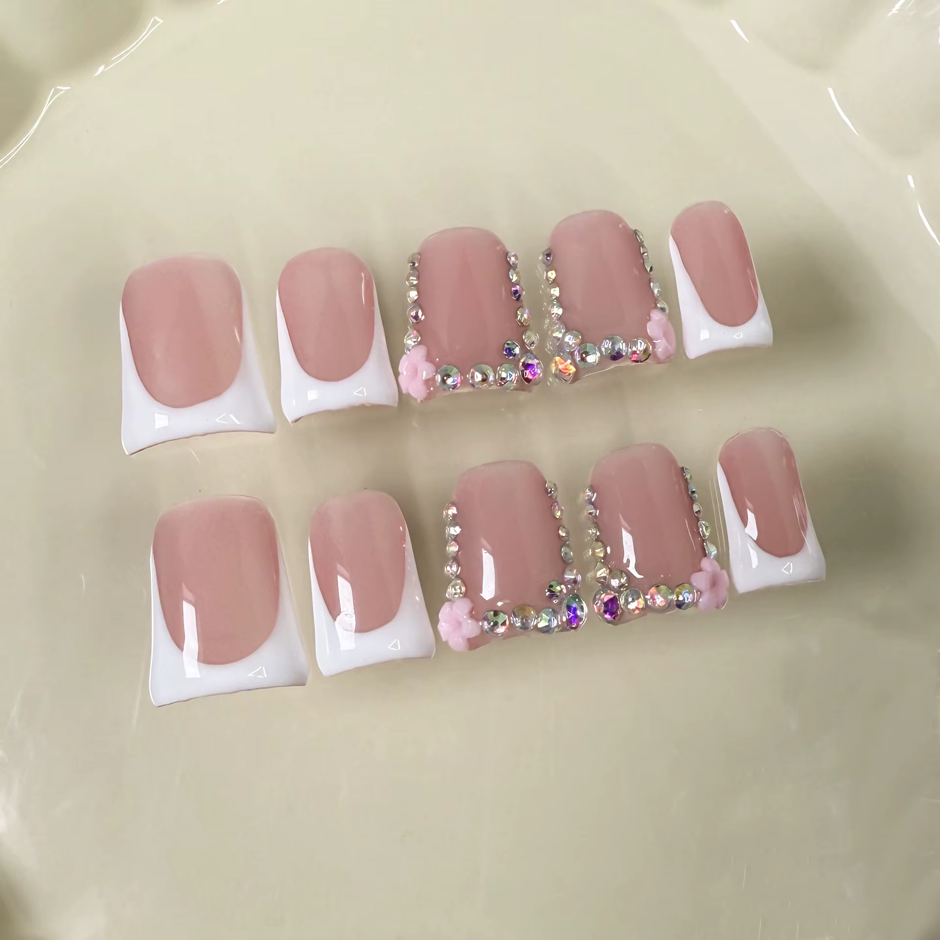 10 pièces rose bec de canard fait à la main presse sur les ongles Art Simple blanc français court fa