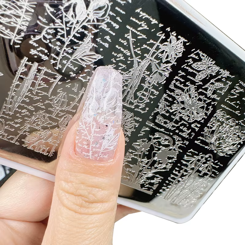 XMQ STAMPING NAIL PLATES Fleurs Lettres TEMPLATÉ