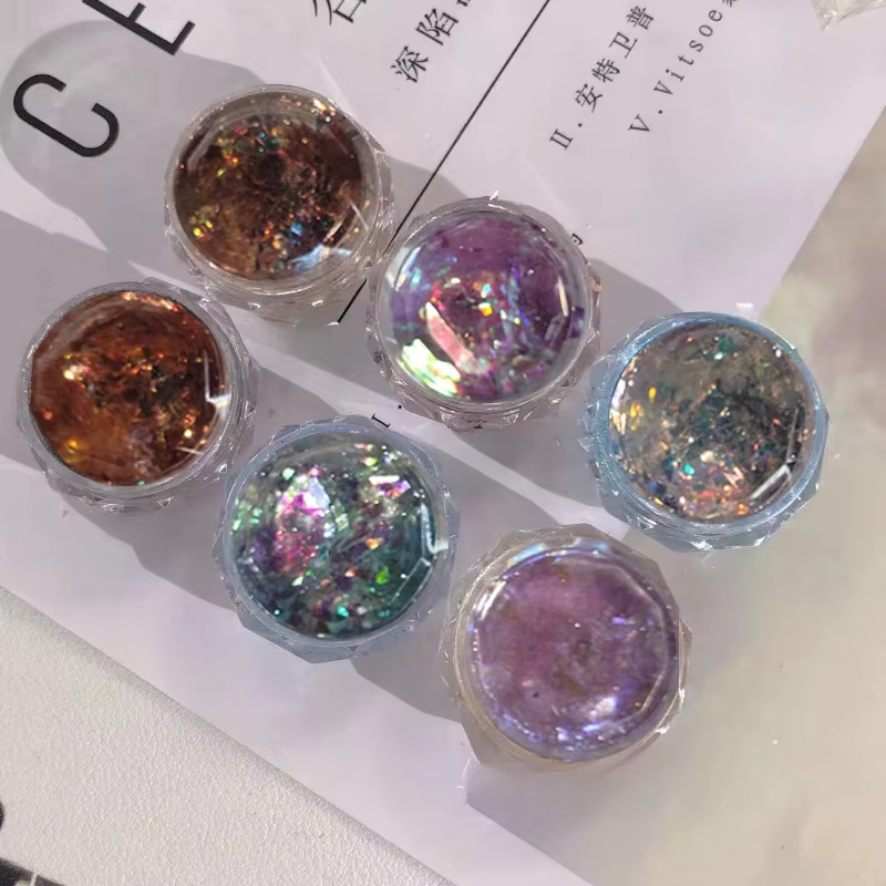 Poudre à ongles scintillante pour manucure
