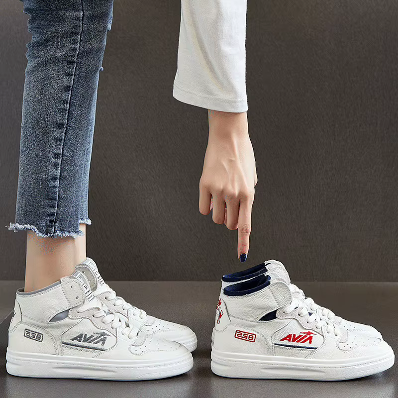Chaussures montantes blanches en cuir, version coréenne de la marée rouge net, automne et hiver 2020