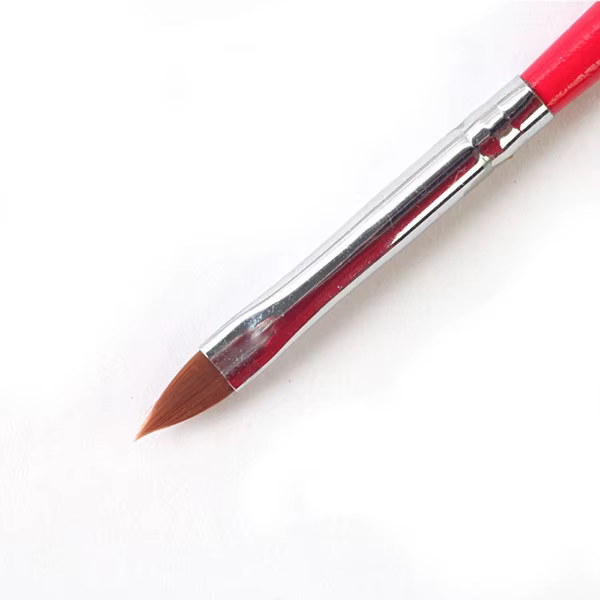 Brosse à ongles noire + rouge