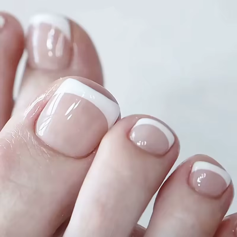 24 faux ongles avec motifs