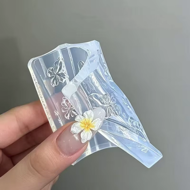 Moule à ongles en silicone motif pétales de fleurs printanières