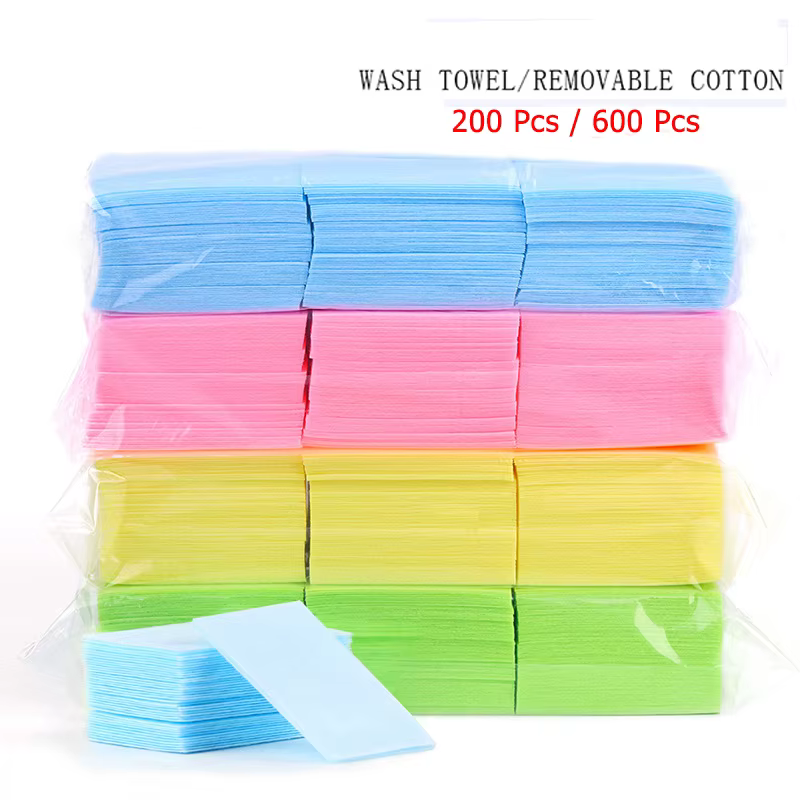 Lingettes dissolvant de vernis à ongles