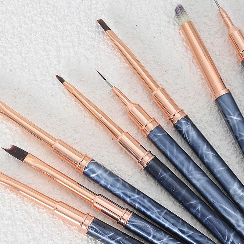 Brosse à ongles marbrée