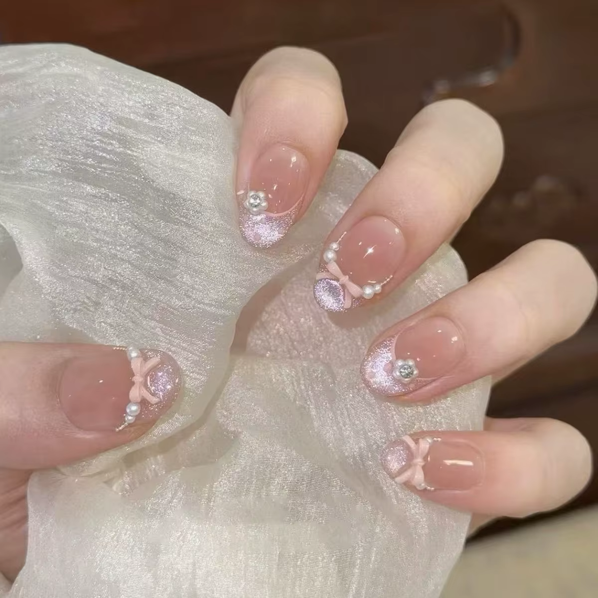 24 faux ongles courts carrés mignons pour filles