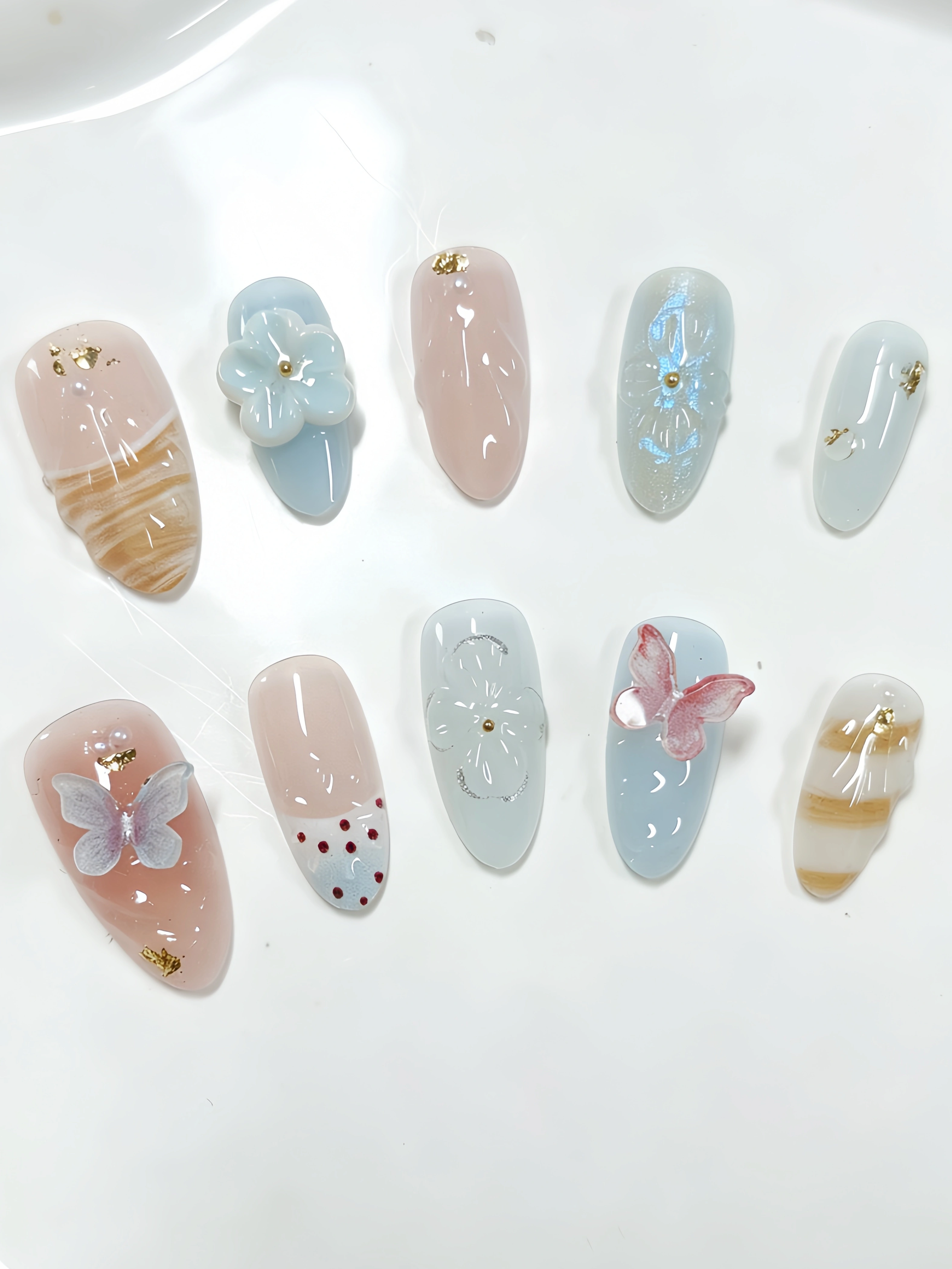 10 faux ongles en forme d'amande