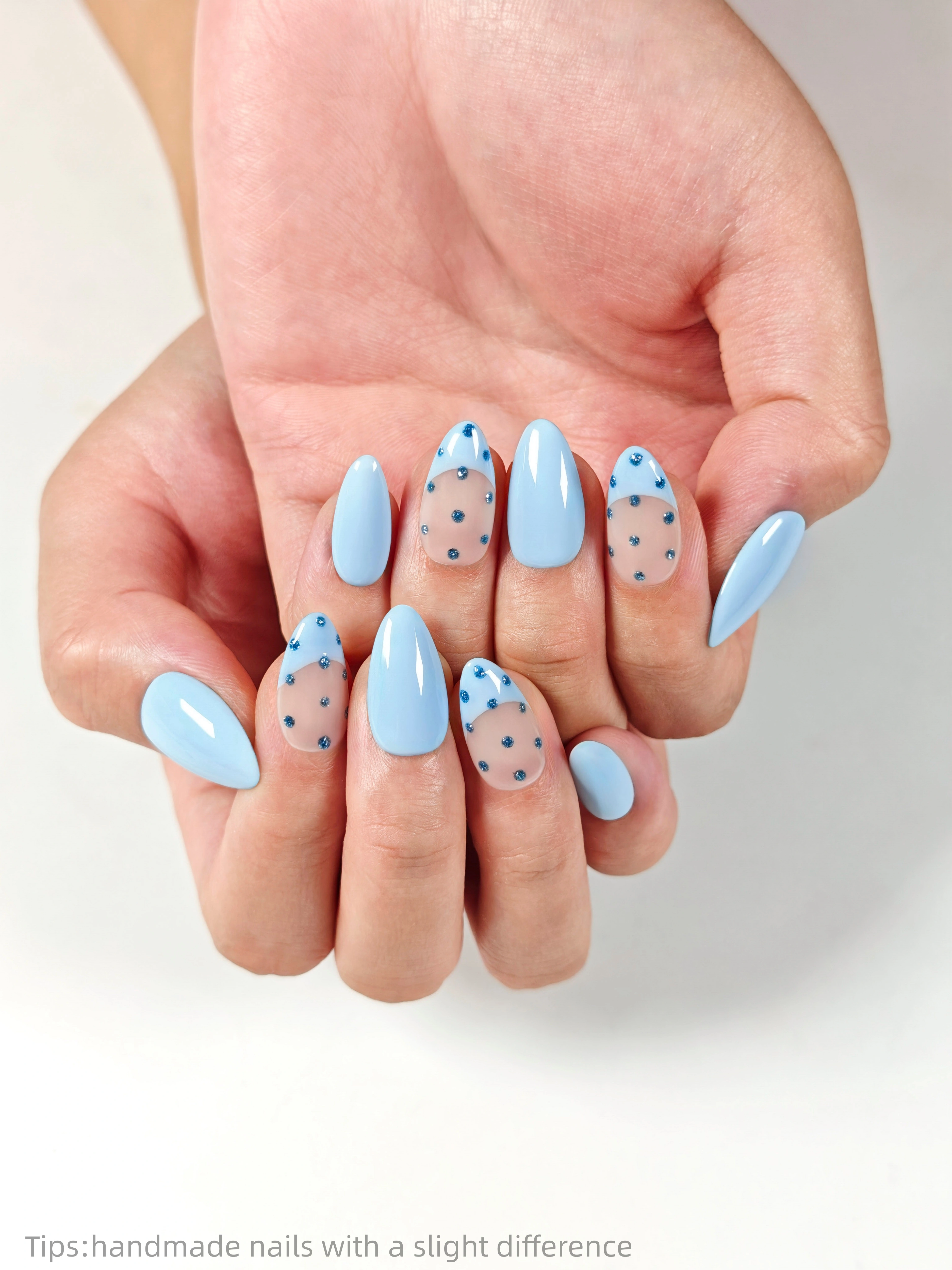 10 pièces à la main nu bleu à pois presse française sur les ongles amande portable réutilisable élégant faux