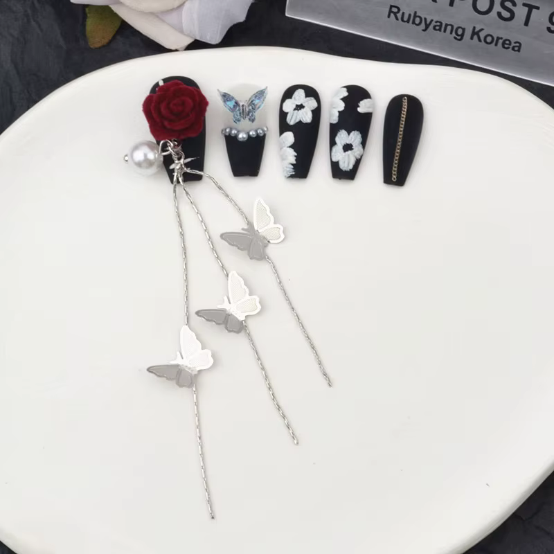 -Lord Rose-bijoux pour ongles chics, chaînes de fleurs en velours rouge, pendentifs, Niche Palace Court Vibe papillon, breloques en Gel UV, DIY, 404arts