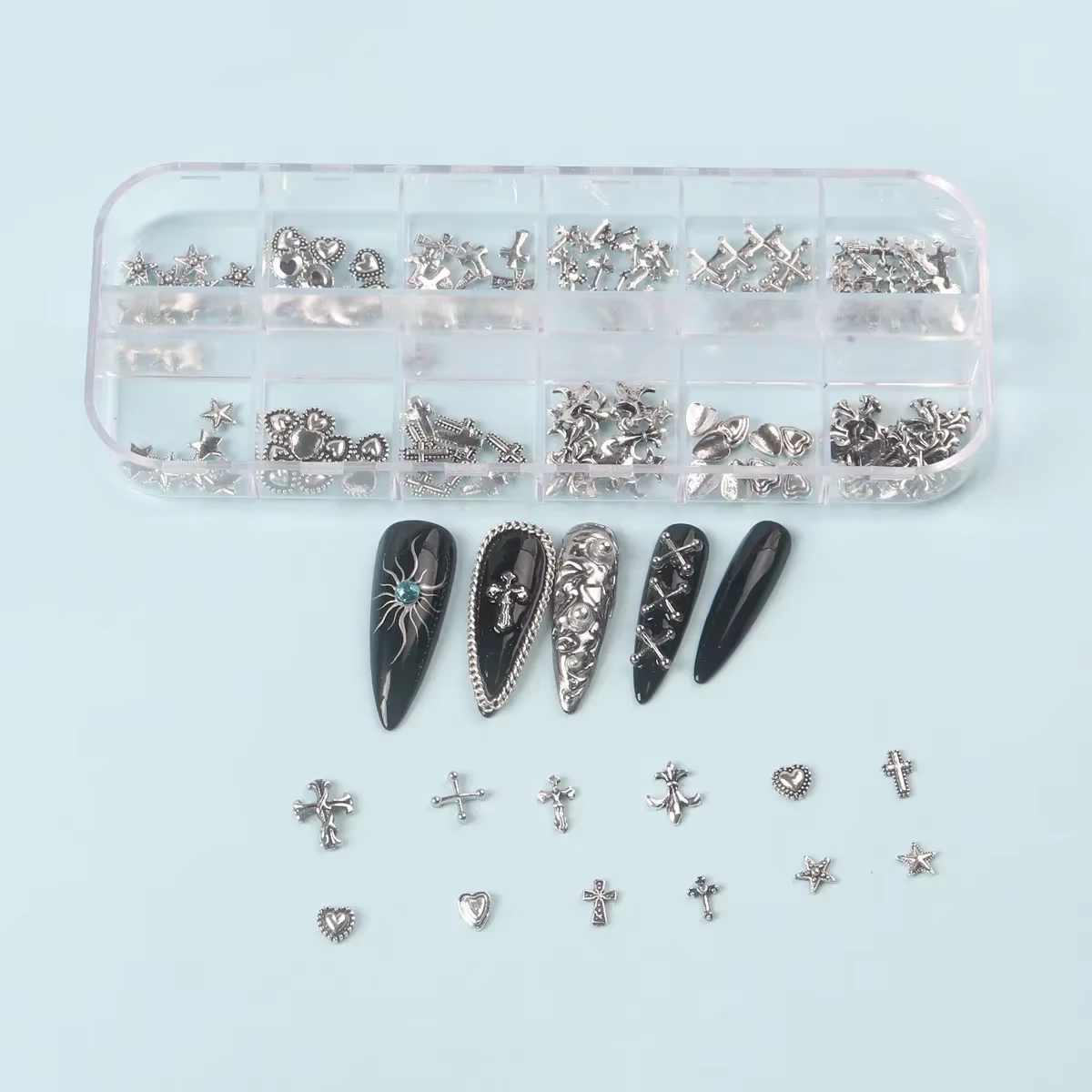 12 grilles mixtes 3D Punk argent coeur croix métal manucure décoration d'ongles rétro conception différente