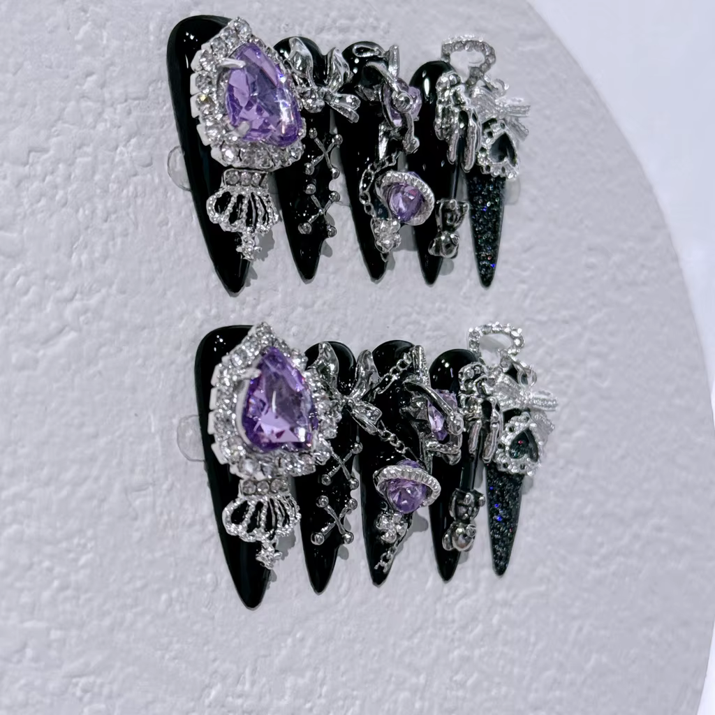 Japonais Menhera Luxe Long Tips Presse Sur Les Ongles y2k Spice Girls Noir Fait Main Nail Bear Arc Couronne Violet Diamants Faux