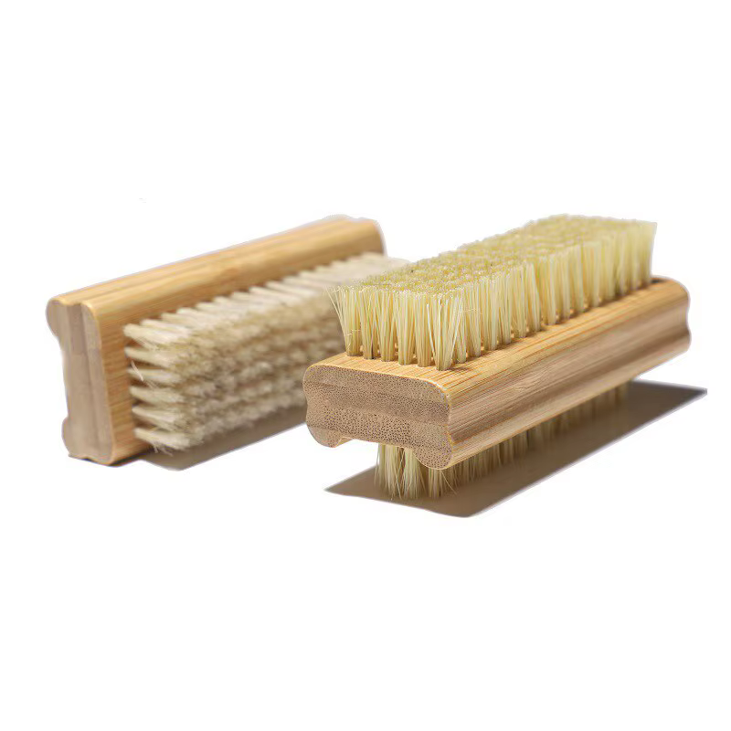 Brosse à Ongles Double Face avec Manche en Bois pour Manucure et Pédicure
