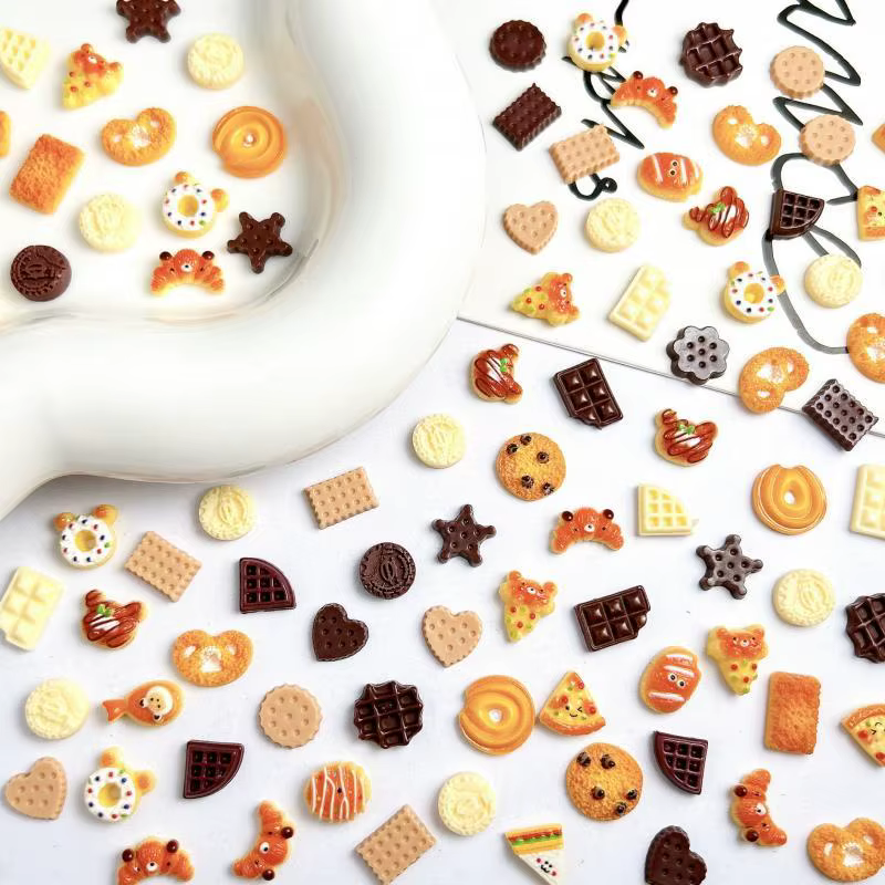 Ours créatif crème glacée chocolat Nail Art accessoires mignon simulé sourire Sandwich étoile Biscuit Dessert ongles
