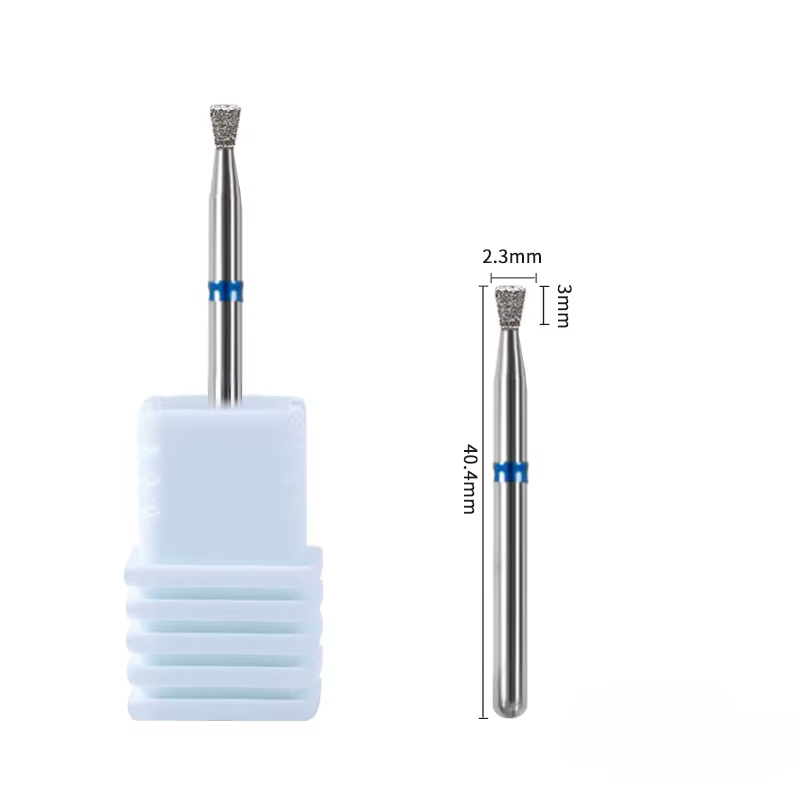 Foret à ongles pour nettoyer les cuticules