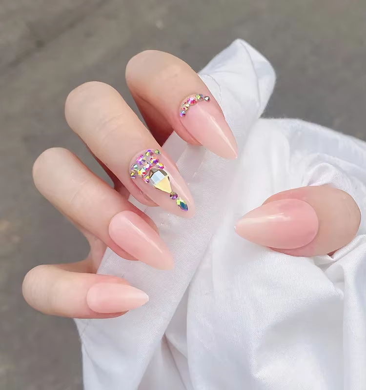 Amande 100 pièces de faux ongles