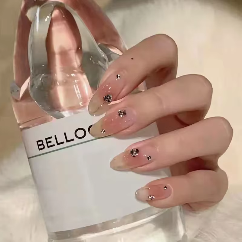 Ensemble de Faux Ongles Réutilisables N64.Blush