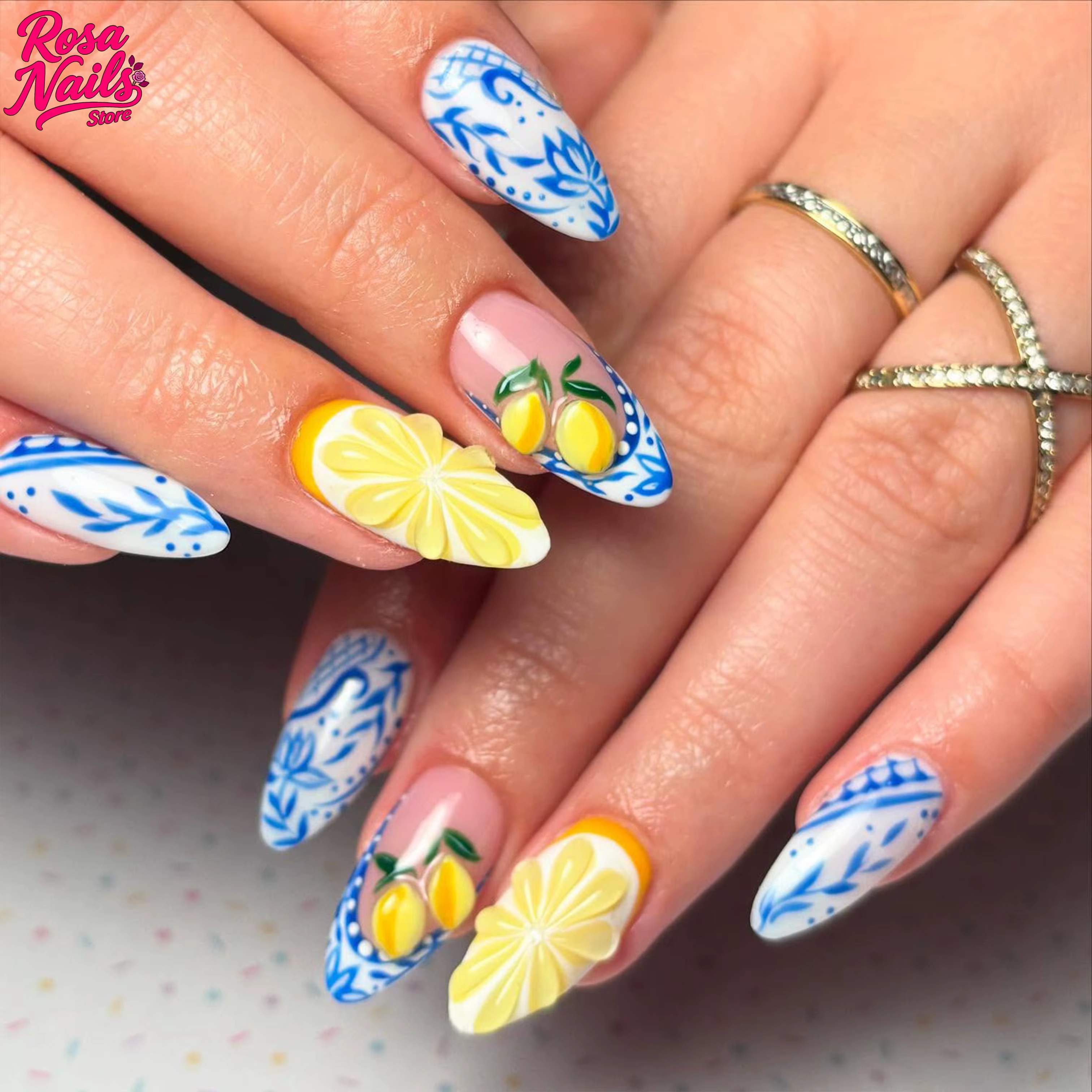 Ongles amande bleu jaune