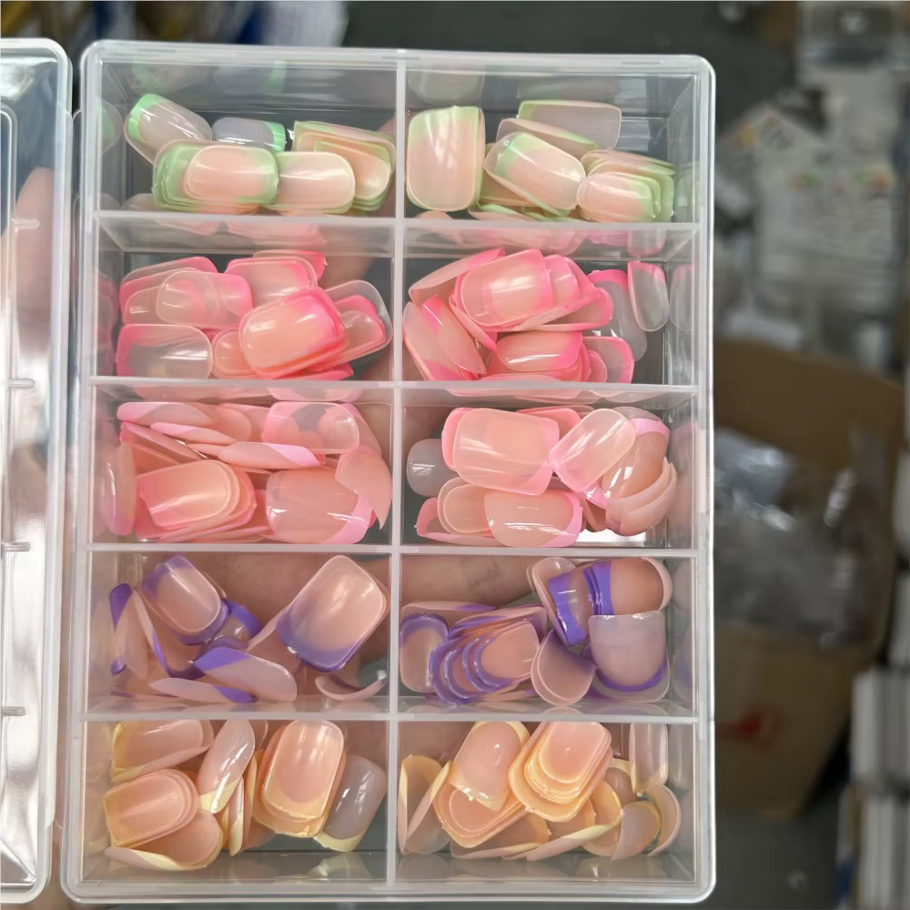 1 boîte couleur bonbon français court carré faux ongles rose/vert/violet couverture complète Macarons presse