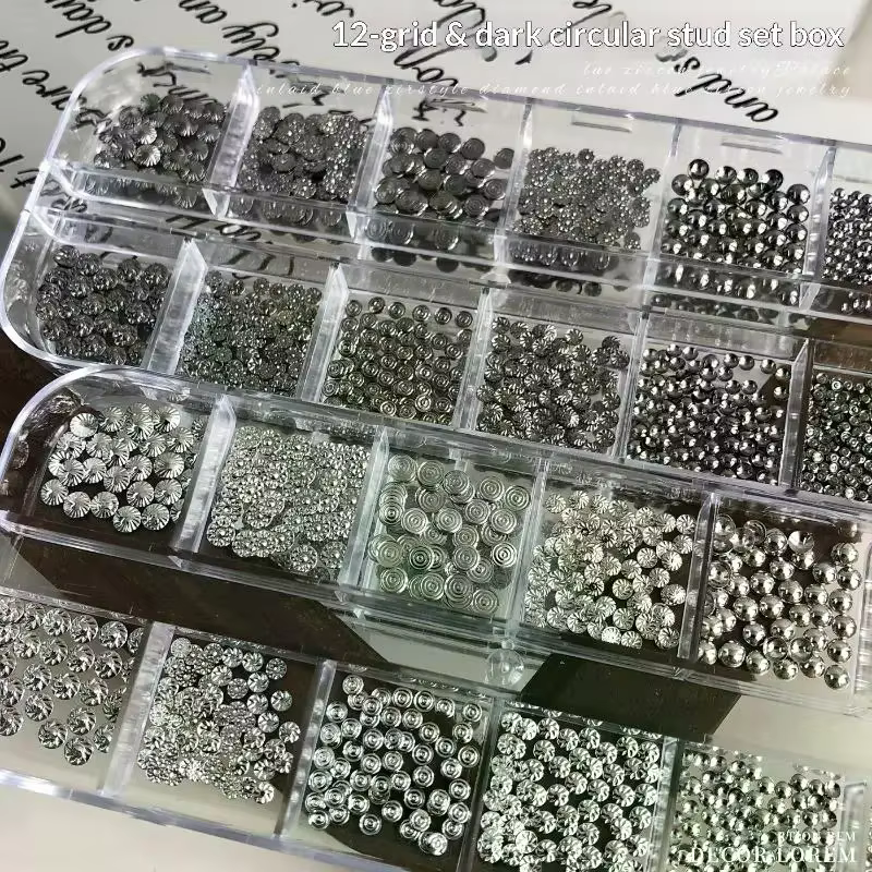 12 Grilles de Charms Métalliques pour Ongles