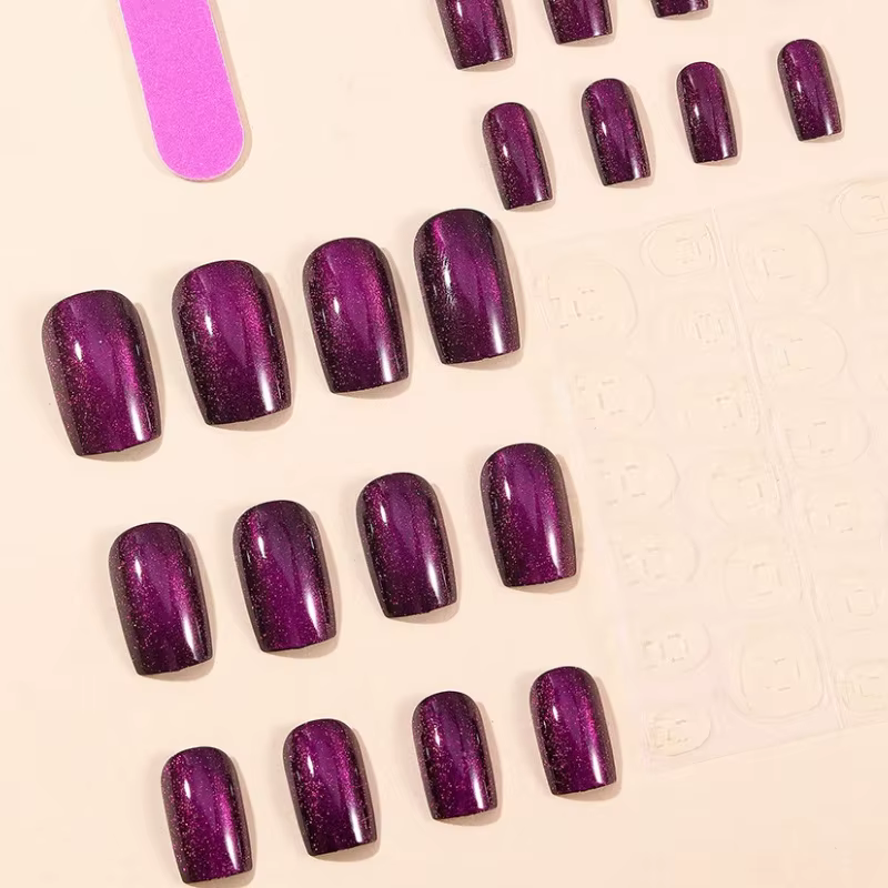 Faux ongles à pression forme carrée