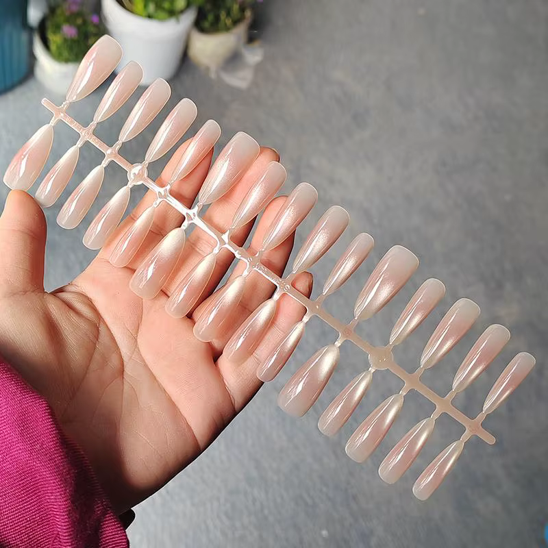 Kit professionnel de 30 faux ongles à presser
