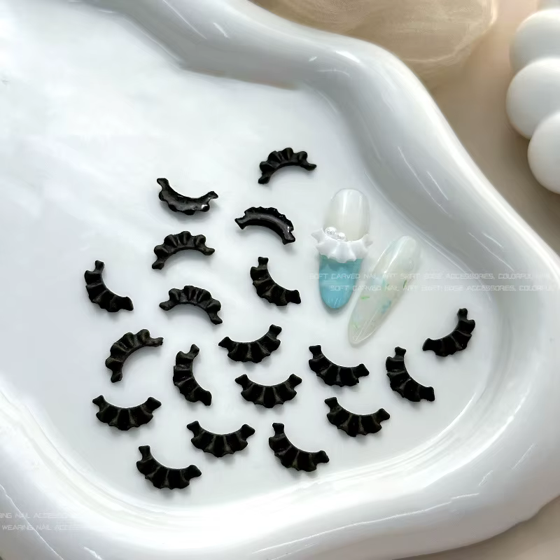 Décorations pour ongles en dentelle sculptée française