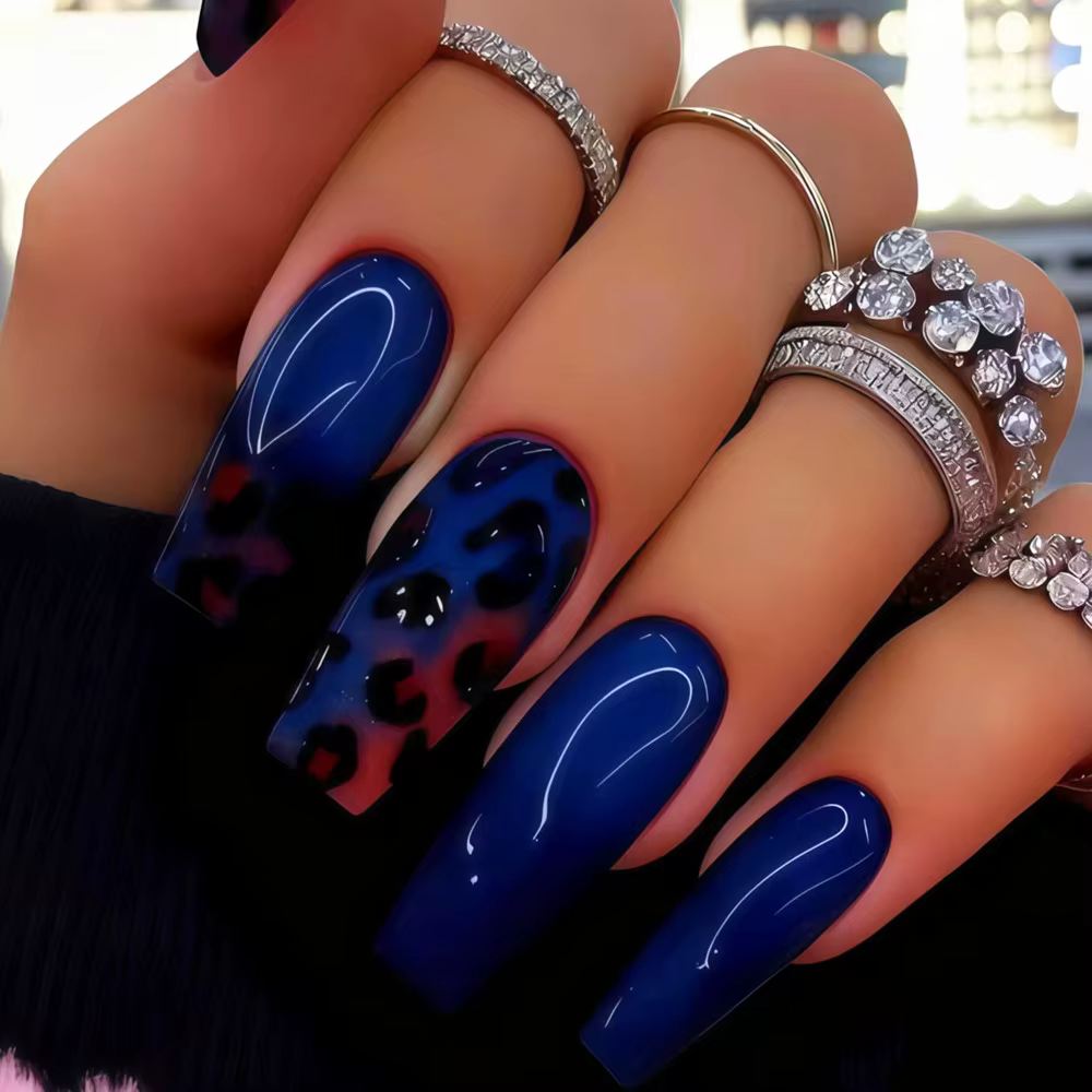 Faux ongles moyens pour femmes et filles, dégradé violet bleu vert rouge noir imprimé léopard, pointes carrées en amande à pression