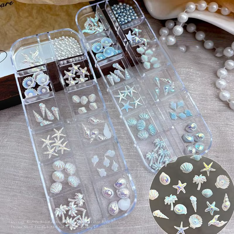 Boîte de 12 compartiments de breloques 3D pour ongles
