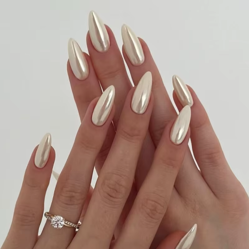Perlescent scintillant rose français nu Nail Art élégant brillant amande faux ongles détachable fini