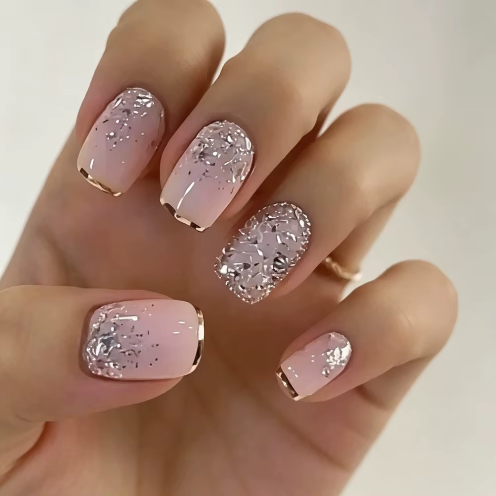Faux ongles carrés moyens pour femmes et filles