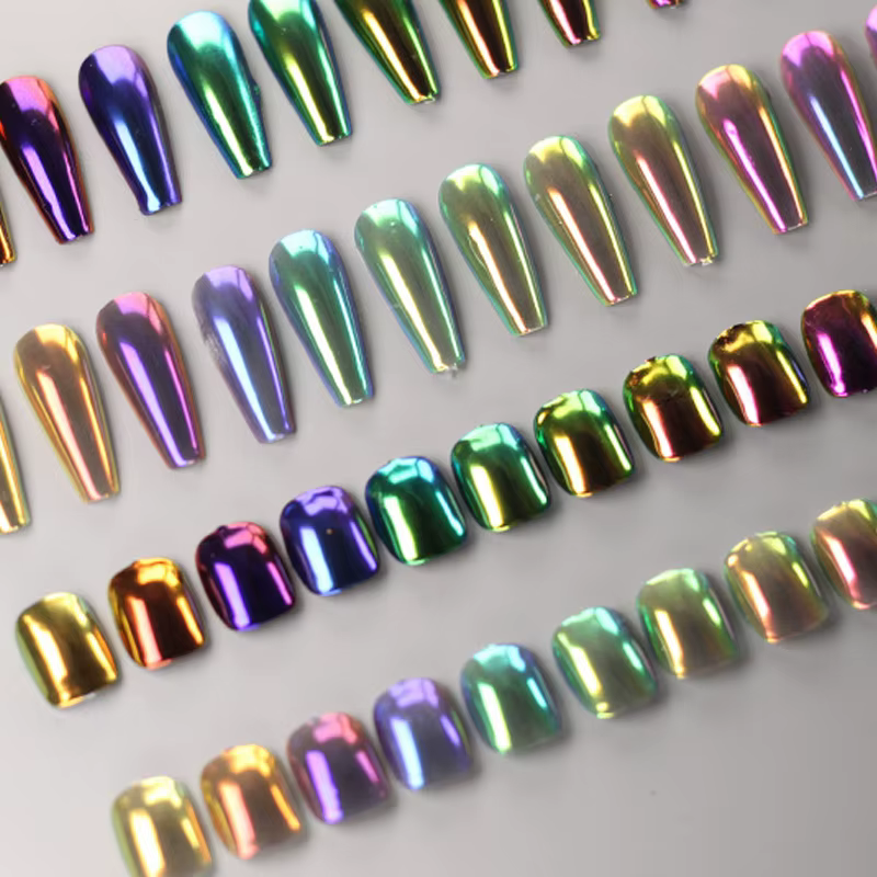 Poudre chromée pour ongles