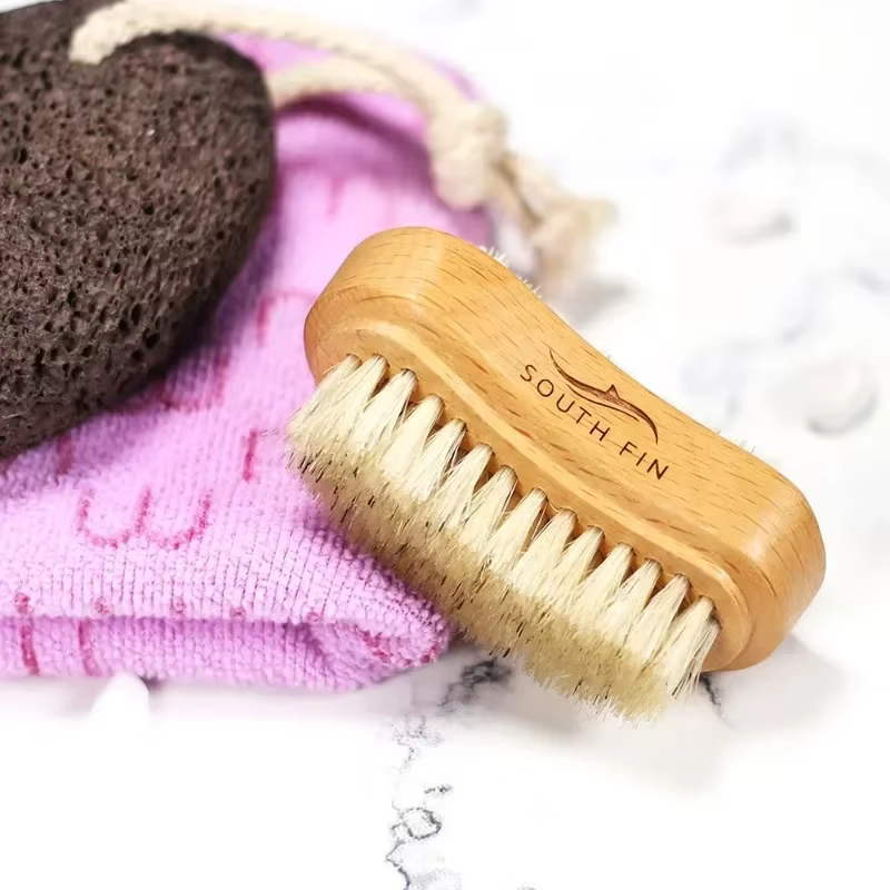 Brosse à ongles Double face large et étroite